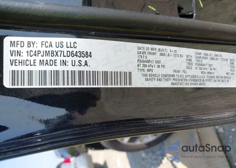 2020 Jeep Cherokee Trailhawk 4X4 из США, поврежденный, VIN 1C4PJMBX7LD643584